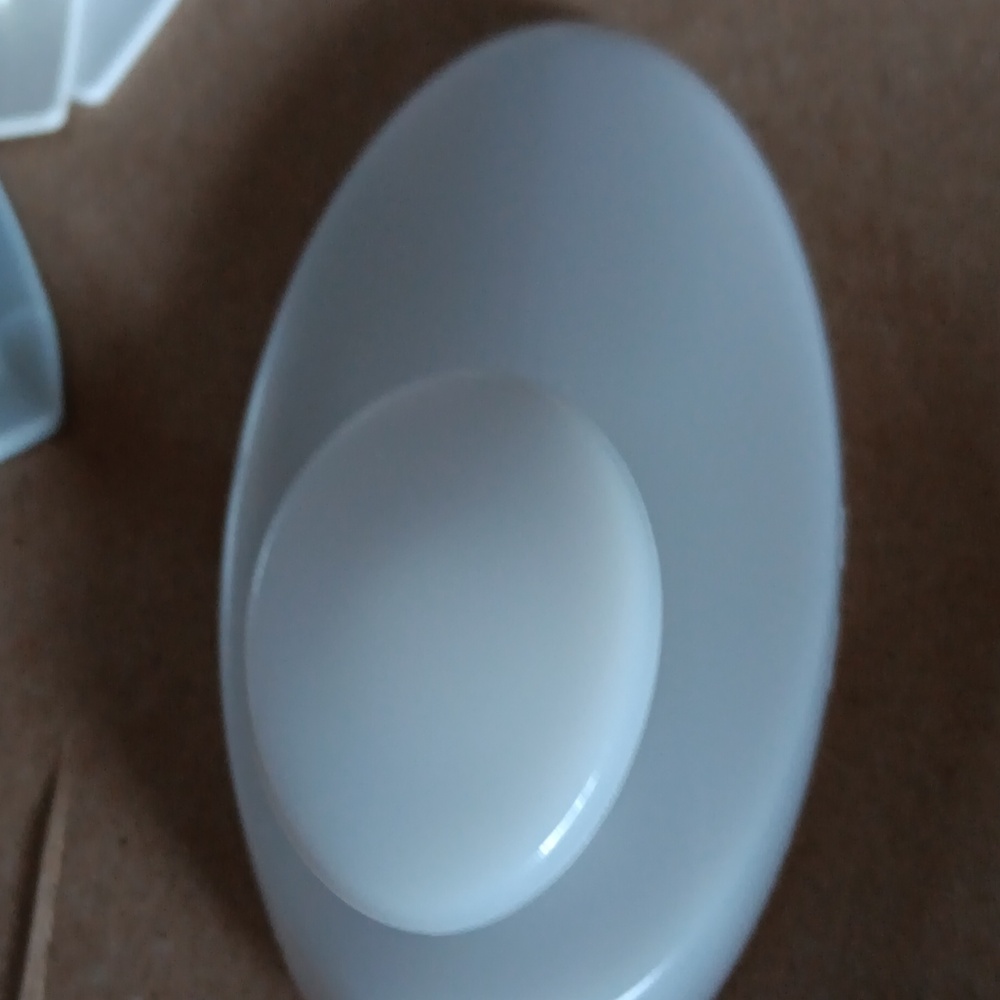 Command plastic hooks - Picture 2 of 10